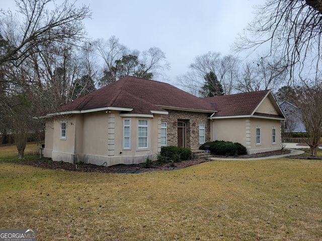 109 Cedar Creek Drive, Dublin, GA 31021