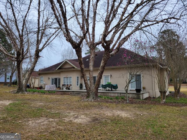 109 Cedar Creek Drive, Dublin, GA 31021