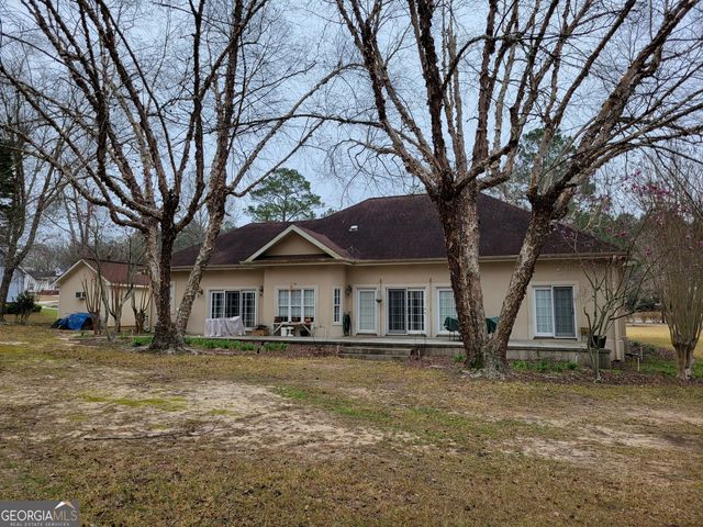 109 Cedar Creek Drive, Dublin, GA 31021