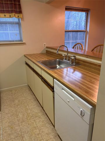 276 Temple Hill Road 2112, New Windsor, NY 12553