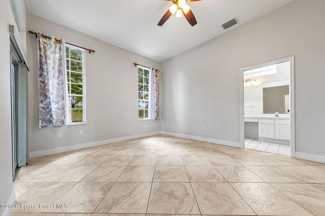 2468 Saint Johns Lane, Melbourne, FL 32935
