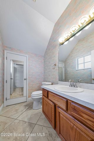 2468 Saint Johns Lane, Melbourne, FL 32935