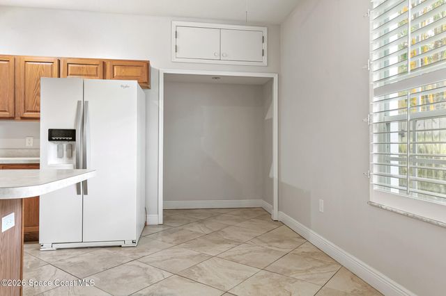 2468 Saint Johns Lane, Melbourne, FL 32935