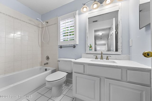 2468 Saint Johns Lane, Melbourne, FL 32935