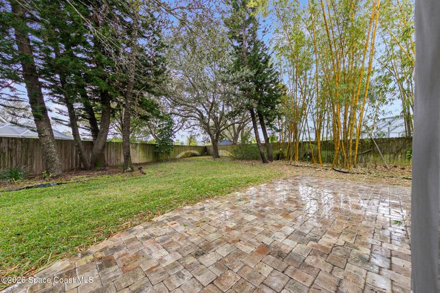 2468 Saint Johns Lane, Melbourne, FL 32935
