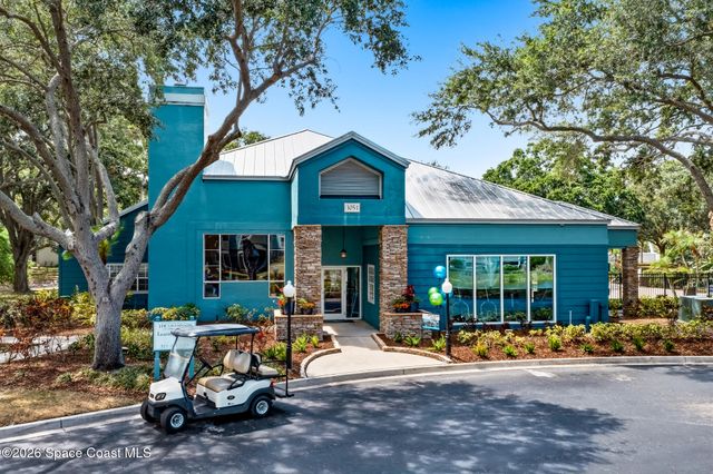 2468 Saint Johns Lane, Melbourne, FL 32935