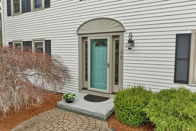 70 Spindlewick Drive, Nashua, NH 03062