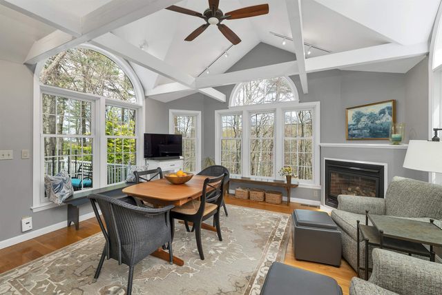 70 Spindlewick Drive, Nashua, NH 03062