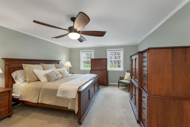70 Spindlewick Drive, Nashua, NH 03062