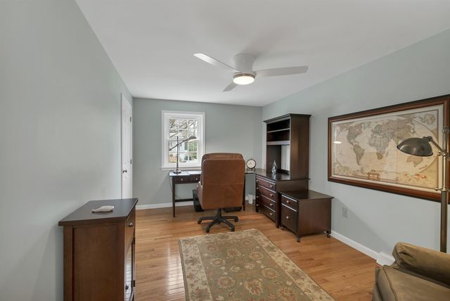 70 Spindlewick Drive, Nashua, NH 03062