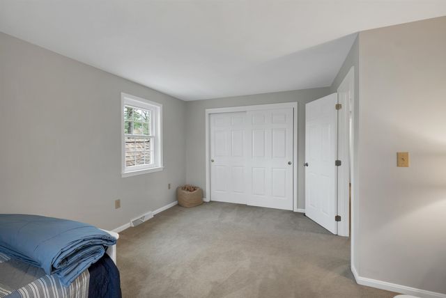 70 Spindlewick Drive, Nashua, NH 03062