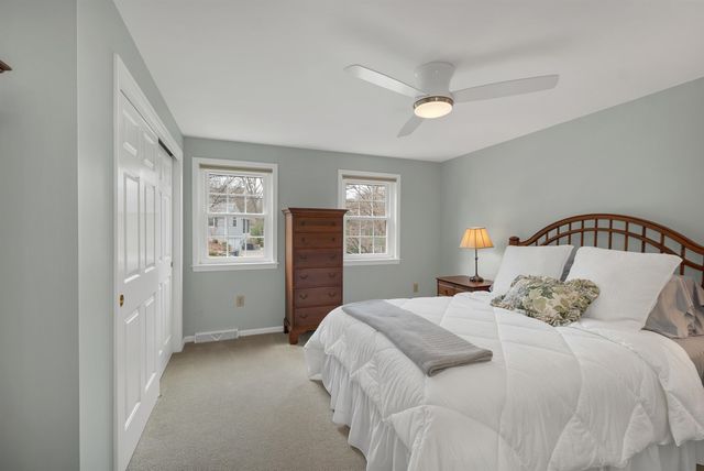 70 Spindlewick Drive, Nashua, NH 03062