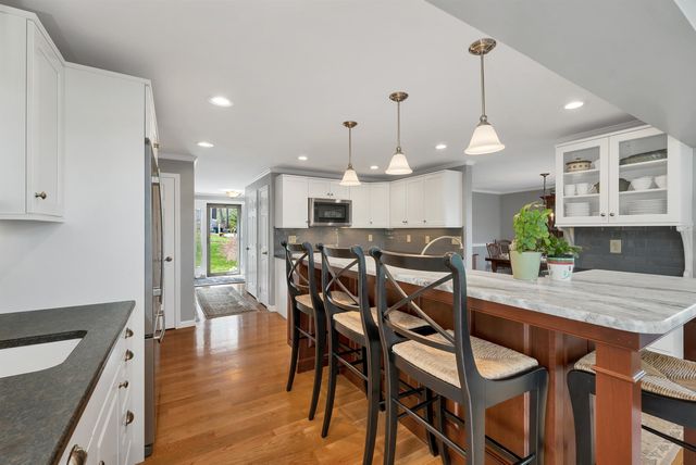 70 Spindlewick Drive, Nashua, NH 03062