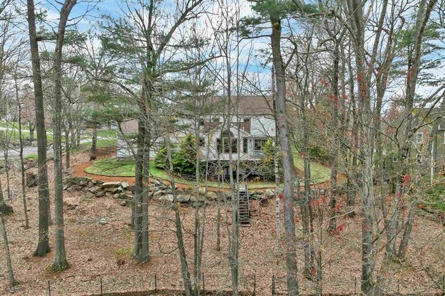70 Spindlewick Drive, Nashua, NH 03062