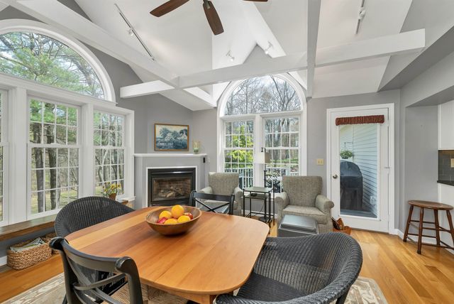70 Spindlewick Drive, Nashua, NH 03062