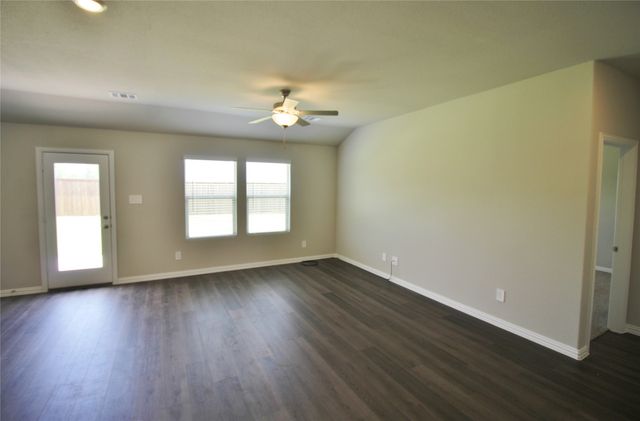 4208 Mountain Creek Drive, Farmersville, TX 75442