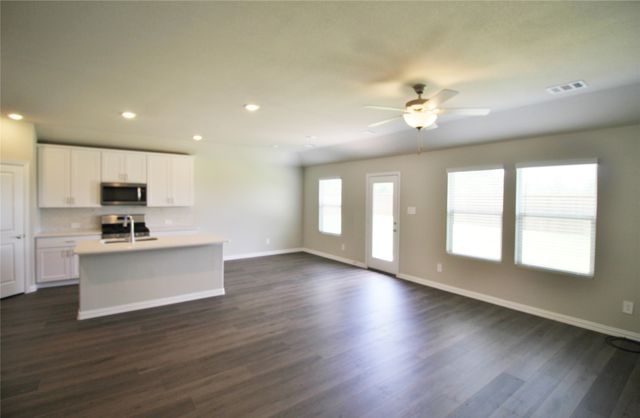 4208 Mountain Creek Drive, Farmersville, TX 75442