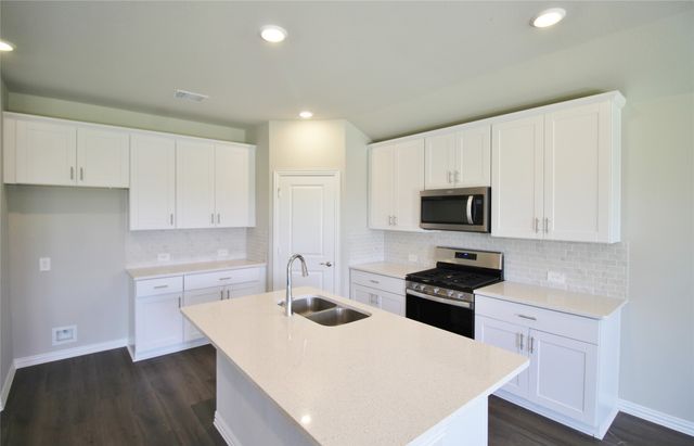 4208 Mountain Creek Drive, Farmersville, TX 75442