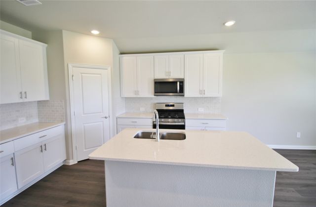 4208 Mountain Creek Drive, Farmersville, TX 75442