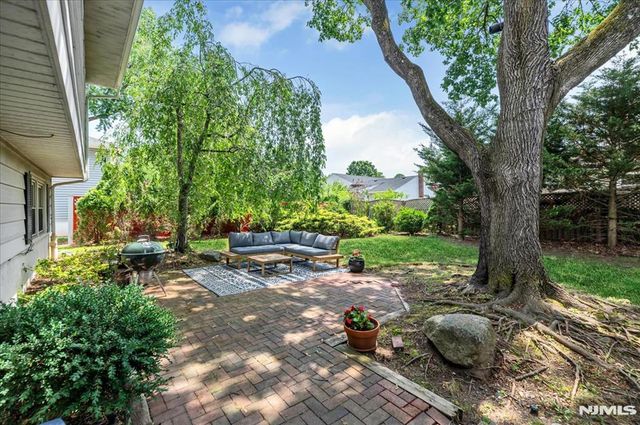 681 Schaefer Avenue, Oradell, NJ 07649