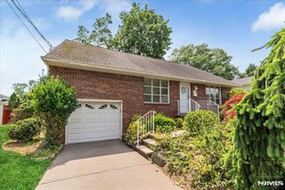 681 Schaefer Avenue, Oradell, NJ 07649