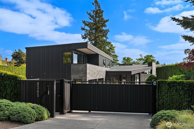 9345 NE 19th Street, Clyde Hill, WA 98004