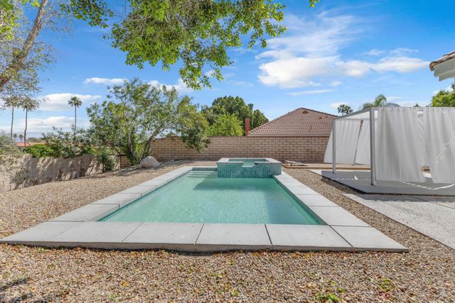 72950 Amber Street, Palm Desert, CA 92260
