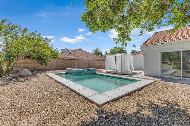 72950 Amber Street, Palm Desert, CA 92260