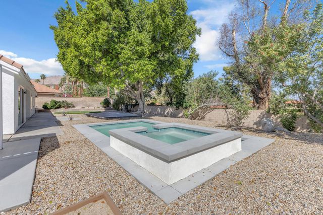 72950 Amber Street, Palm Desert, CA 92260