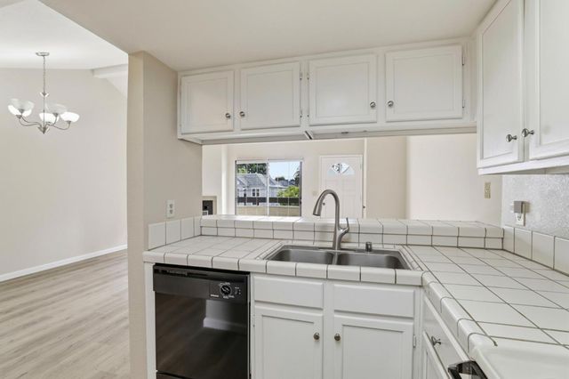 880 N Winchester Boulevard 206, Santa Clara, CA 95050
