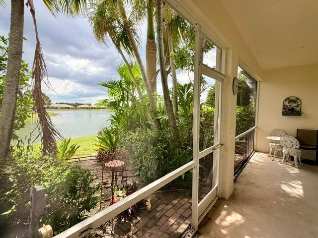 9766 Galleon Drive, West Palm Beach, FL 33411