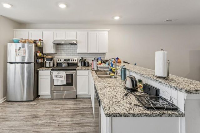 720 Keeshono Street, Union City, GA 30291