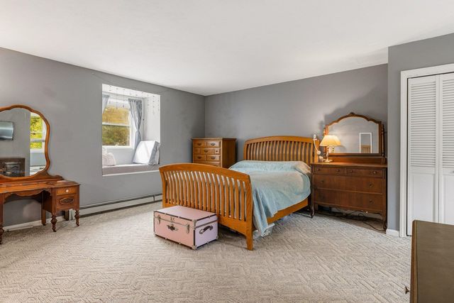 34 Crestview Terrace, Stratham, NH 03885