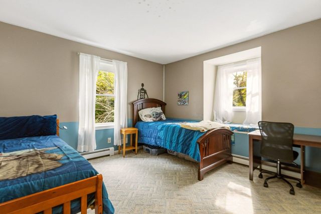 34 Crestview Terrace, Stratham, NH 03885
