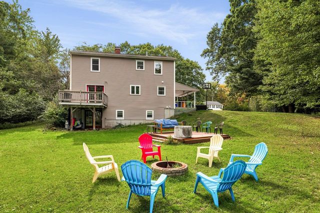 34 Crestview Terrace, Stratham, NH 03885