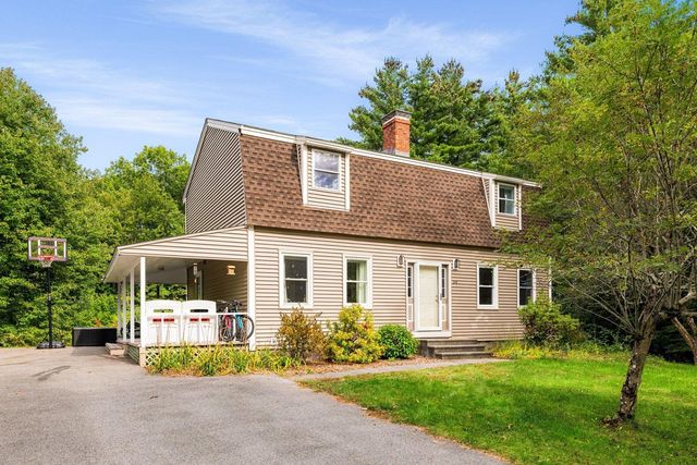 34 Crestview Terrace, Stratham, NH 03885