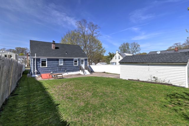 25 Broadway, Bridgeport, CT 06606