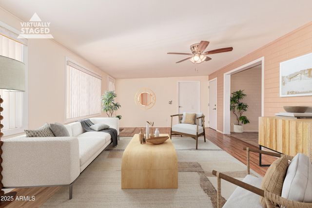 11811 N DESERT HILLS Drive W, Sun City, AZ 85351