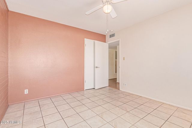 11811 N DESERT HILLS Drive W, Sun City, AZ 85351