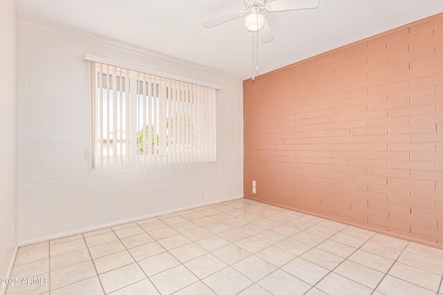 11811 N DESERT HILLS Drive W, Sun City, AZ 85351