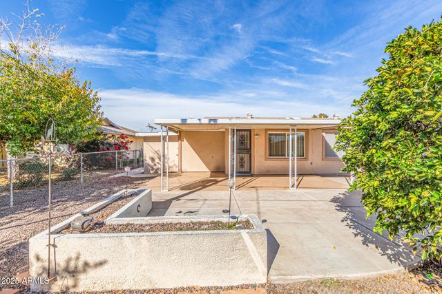 11811 N DESERT HILLS Drive W, Sun City, AZ 85351