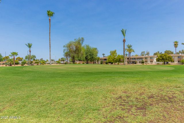 11811 N DESERT HILLS Drive W, Sun City, AZ 85351