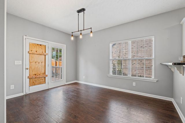 1812 Woodland Pointe Dr, Nashville, TN 37214