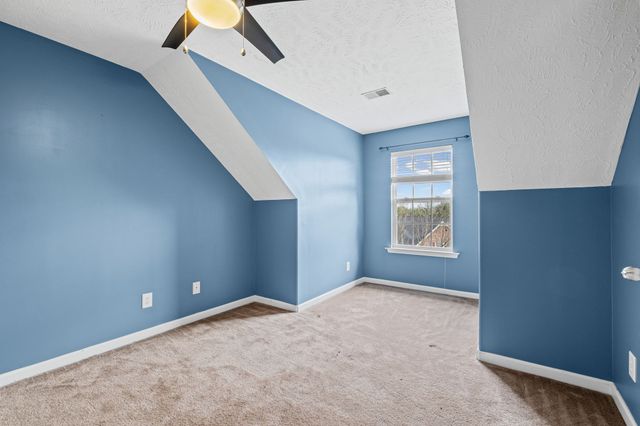 1812 Woodland Pointe Dr, Nashville, TN 37214