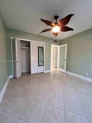 1152 NW 30th Ct 111, Wilton Manors, FL 33311