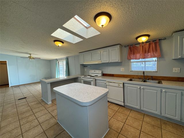 1301 Spring Road, Ranger, TX 76470