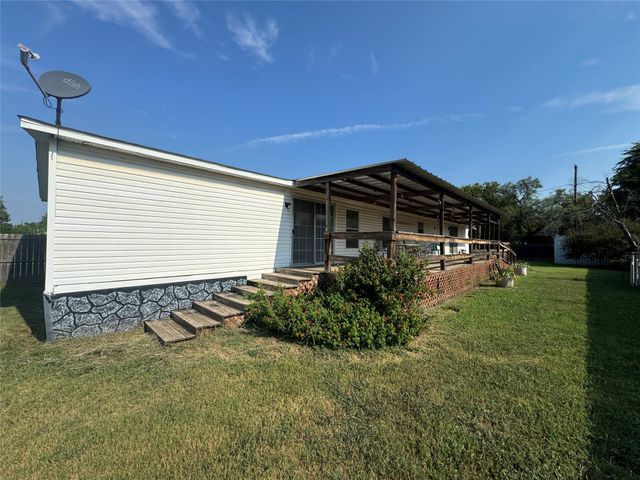 1301 Spring Road, Ranger, TX 76470