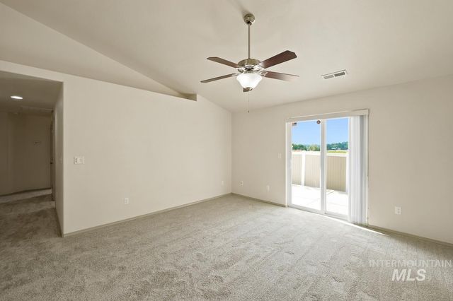 3885 S Windy Ridge Dr, Nampa, ID 83686
