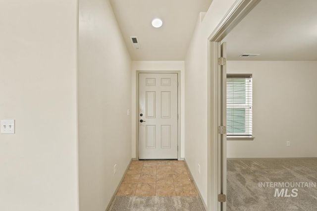 3885 S Windy Ridge Dr, Nampa, ID 83686