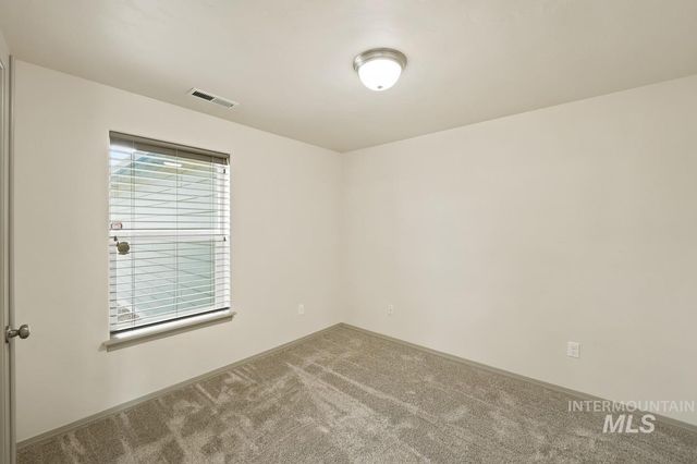 3885 S Windy Ridge Dr, Nampa, ID 83686